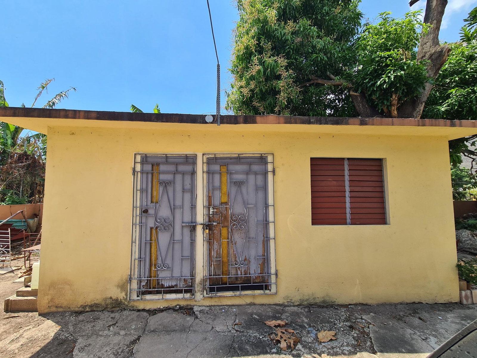 Exceptional-Corner-Lot-Property-for-Sale-in-St.-Andrew-Jamaica Seventh image of 23 Thetford Avenue in Kingston 20, St. Andrew, Jamaica - property is For Sale