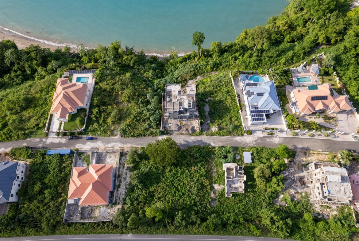 Fifth image of 5 Crystal Shore Resort in Boscobel, St. Mary, Jamaica - property is For Sale