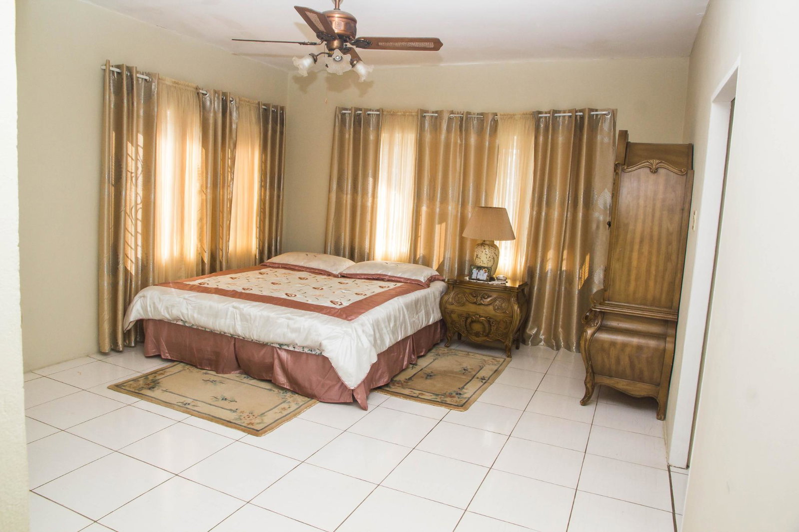 Expansive-Multi-Family-Residence-for-Sale-in-Manchester-Jamaica Eighth image of 5 Jackson Drive in Mandeville, Manchester, Jamaica - property is For Sale