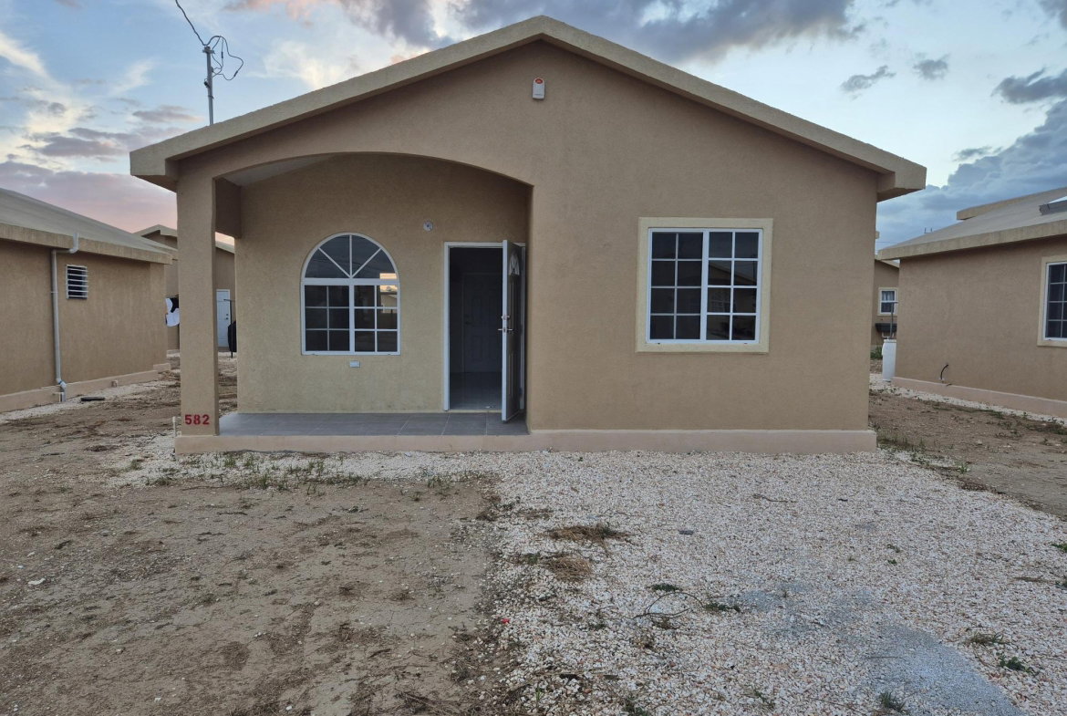 First image of Lot 582 Pheonix Park Vill in Phoenix Park, St. Catherine, Jamaica - property is For Rent