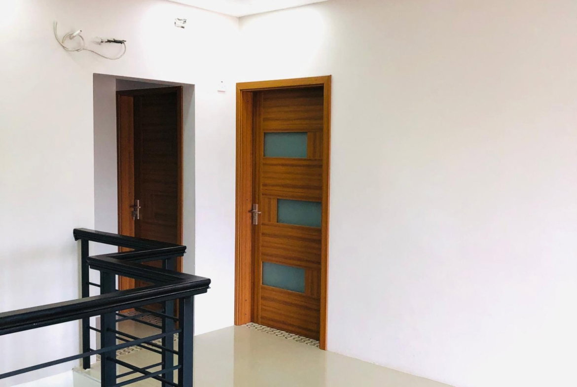Sixteenth image of 1-23 Belgrade Loop in Kingston 19, St. Andrew, Jamaica - property is For Rent