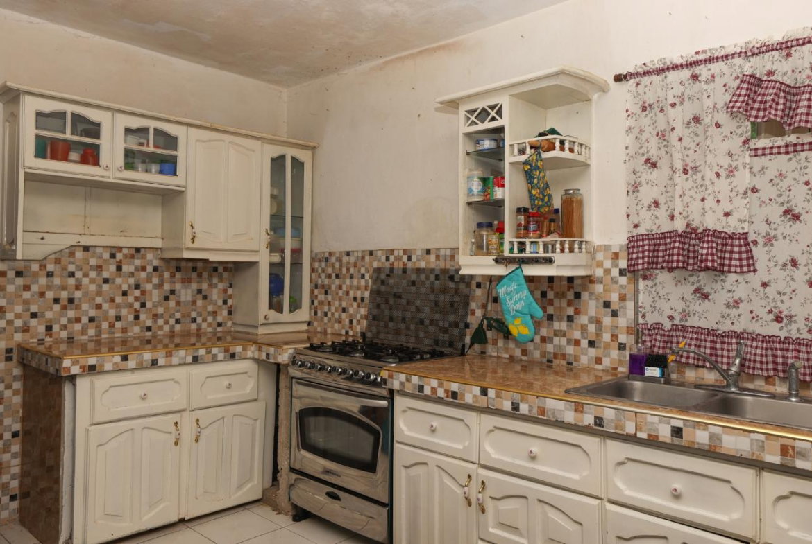 Tenth image of Salt Spring Road in Salt Spring, St. James, Jamaica - property is For Sale