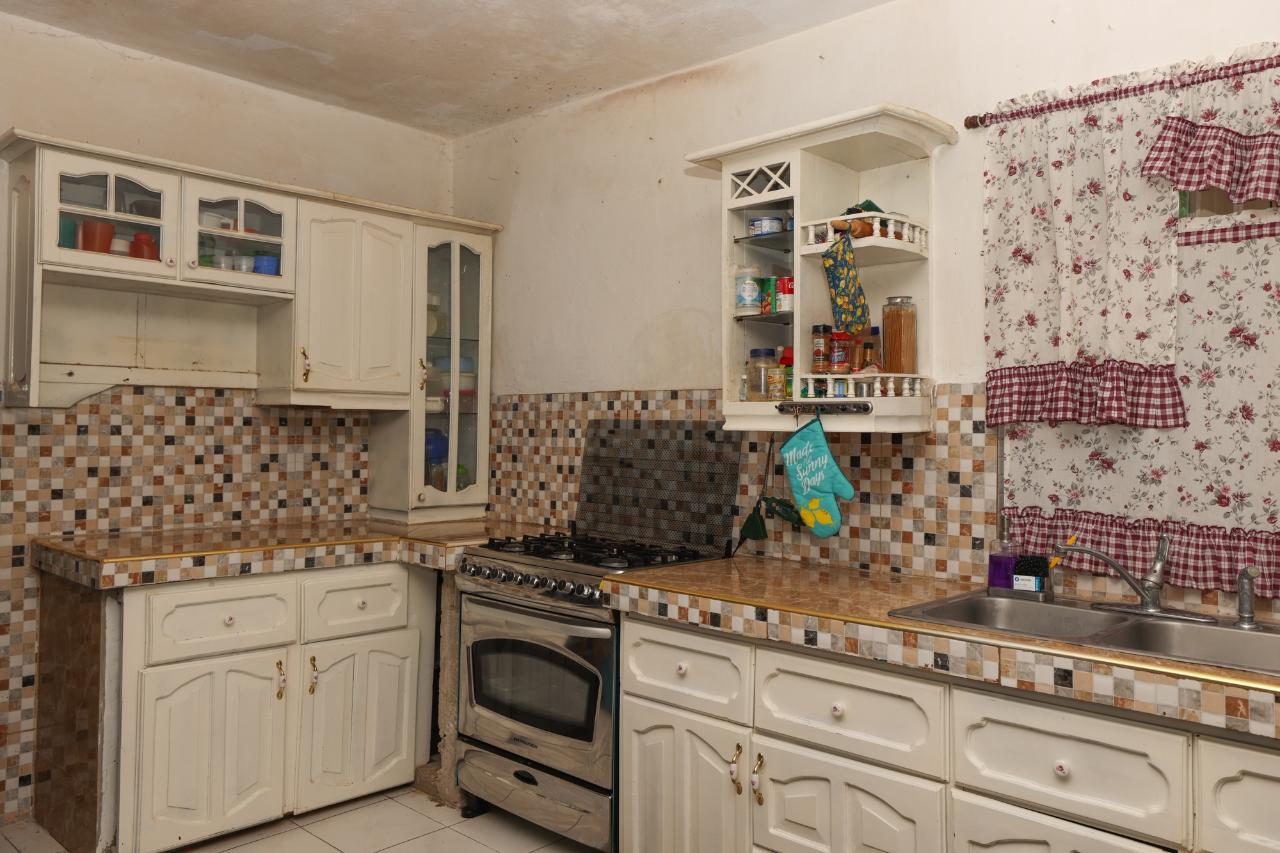 Tenth image of Salt Spring Road in Salt Spring, St. James, Jamaica - property is For Sale