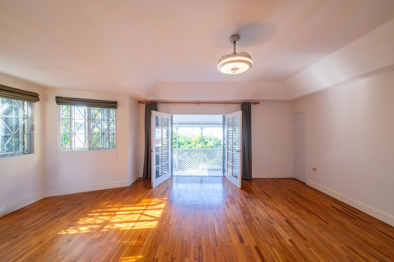 Exquisite-4-Bedroom-Villa-for-Sale-in-Jacks-Hill-Kingston-6 Eighteenth image of 3b Wilmington Drive in Kingston 6, St. Andrew, Jamaica - property is For Sale
