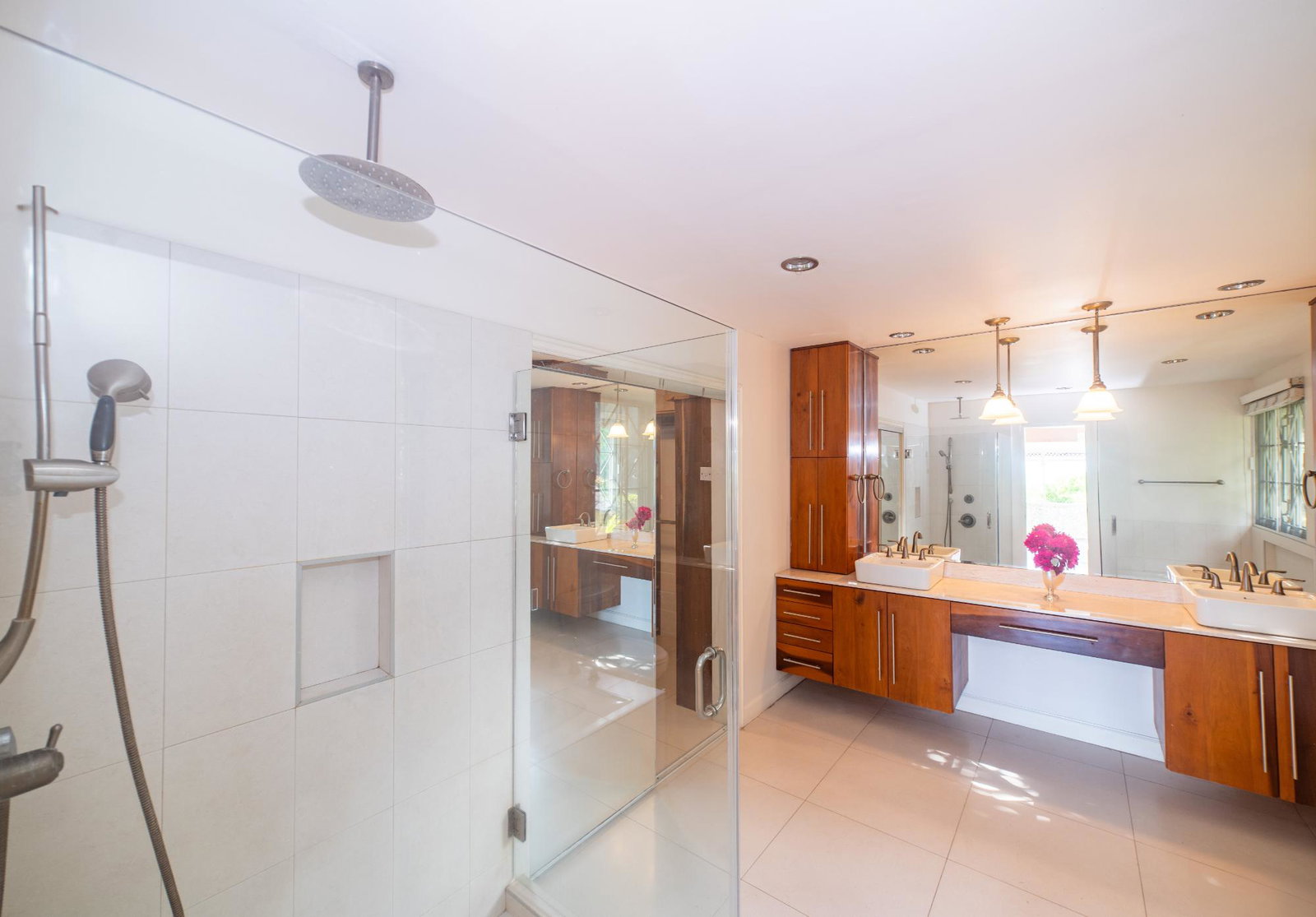 Exquisite-4-Bedroom-Villa-for-Sale-in-Jacks-Hill-Kingston-6 Twenty-Sixth image of 3b Wilmington Drive in Kingston 6, St. Andrew, Jamaica - property is For Sale