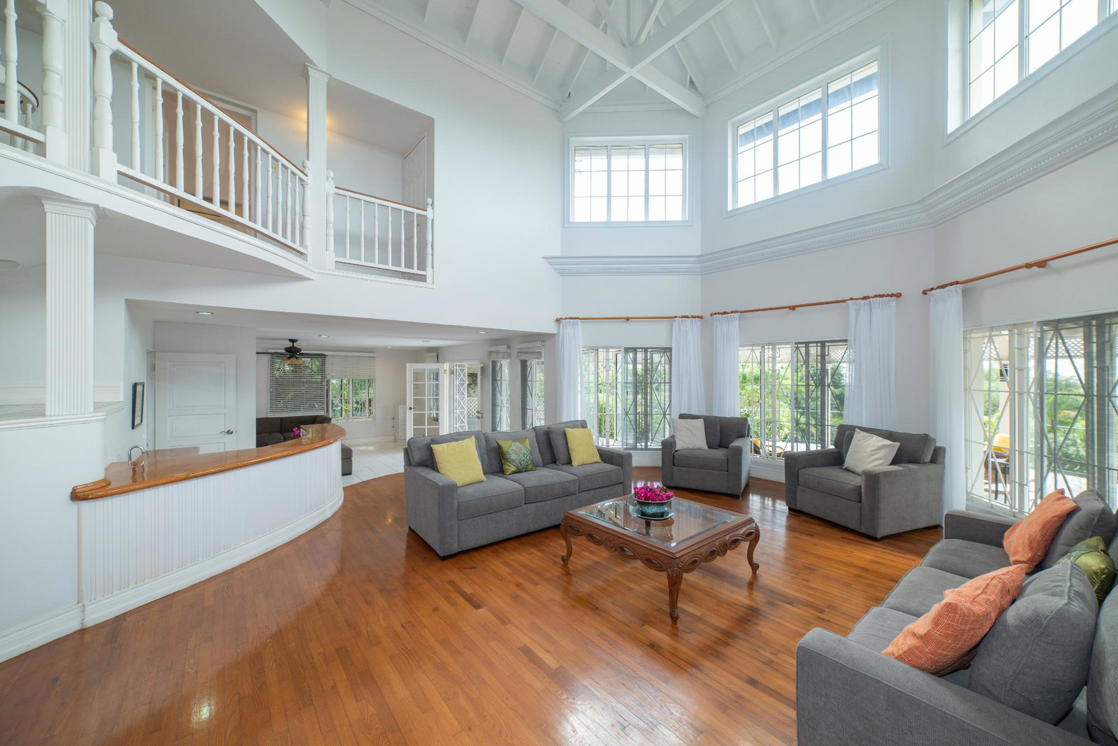 Exquisite-4-Bedroom-Villa-for-Sale-in-Jacks-Hill-Kingston-6 Twenty-Ninth image of 3b Wilmington Drive in Kingston 6, St. Andrew, Jamaica - property is For Sale