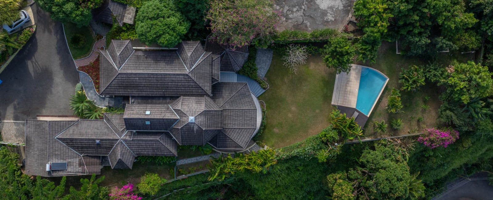 Exquisite-4-Bedroom-Villa-for-Sale-in-Jacks-Hill-Kingston-6 Fourth image of 3b Wilmington Drive in Kingston 6, St. Andrew, Jamaica - property is For Sale