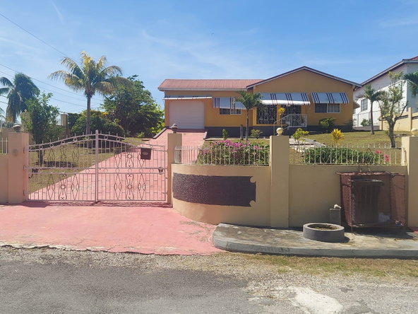 Third image of 19 Horizon Park, Santa Cruz in Santa Cruz, St. Elizabeth, Jamaica - property is For Sale