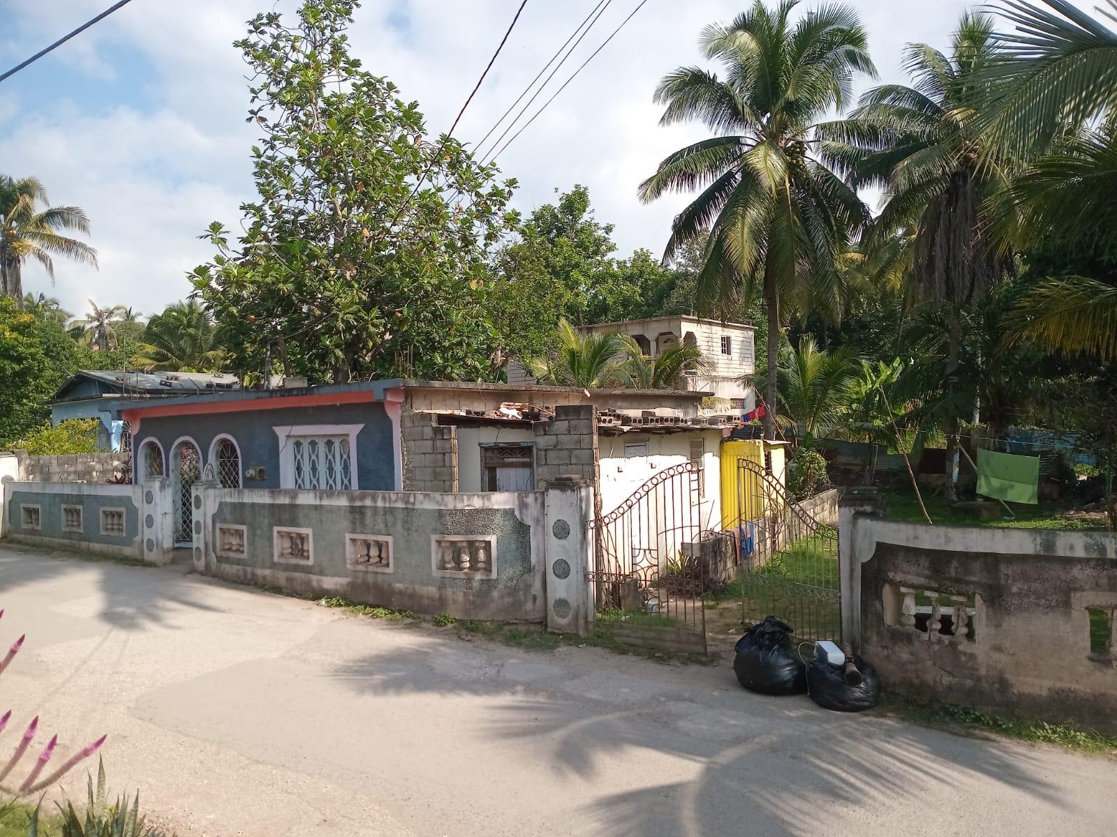 Fixer-Upper-3BR-House-for-Sale-in-Linstead-St.-Catherine-Great-Investment-Opportunity Ninth image of Bybrook Bybrook, Linstead, St. ca in Linstead, St. Catherine, Jamaica - property is For Sale