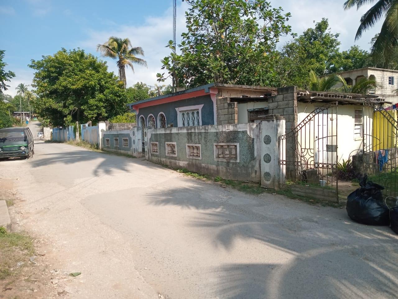 Fixer-Upper-3BR-House-for-Sale-in-Linstead-St.-Catherine-Great-Investment-Opportunity Tenth image of Bybrook Bybrook, Linstead, St. ca in Linstead, St. Catherine, Jamaica - property is For Sale