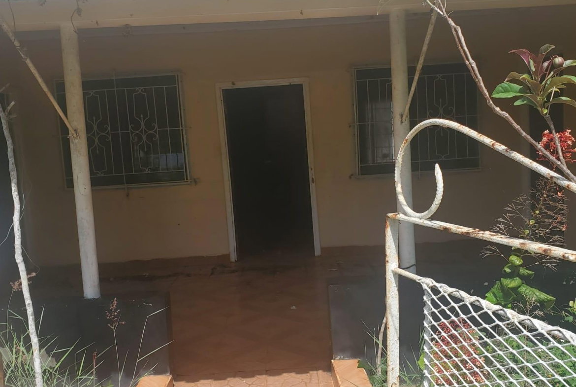 Twenty-Fourth image of Mount Pleasant, Hampton in Malvern, St. Elizabeth, Jamaica - property is For Sale