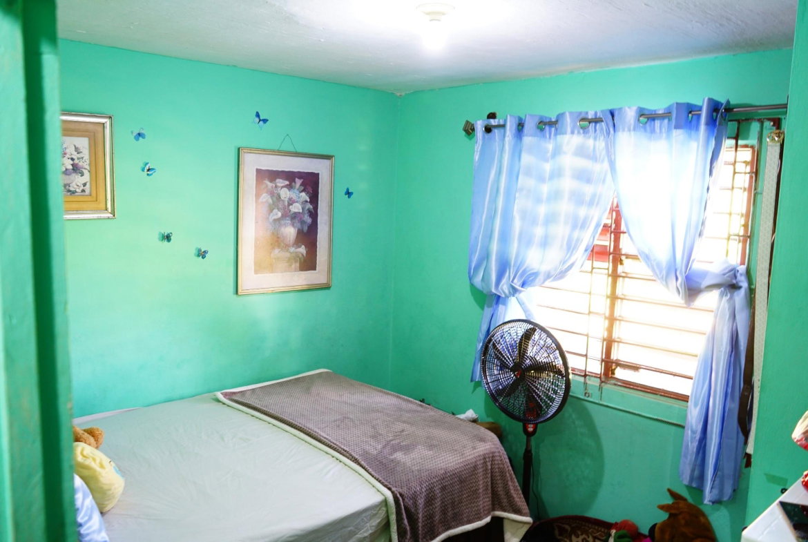 Fourteenth image of Beadle Boulevard in Santa Cruz, St. Elizabeth, Jamaica - property is For Sale