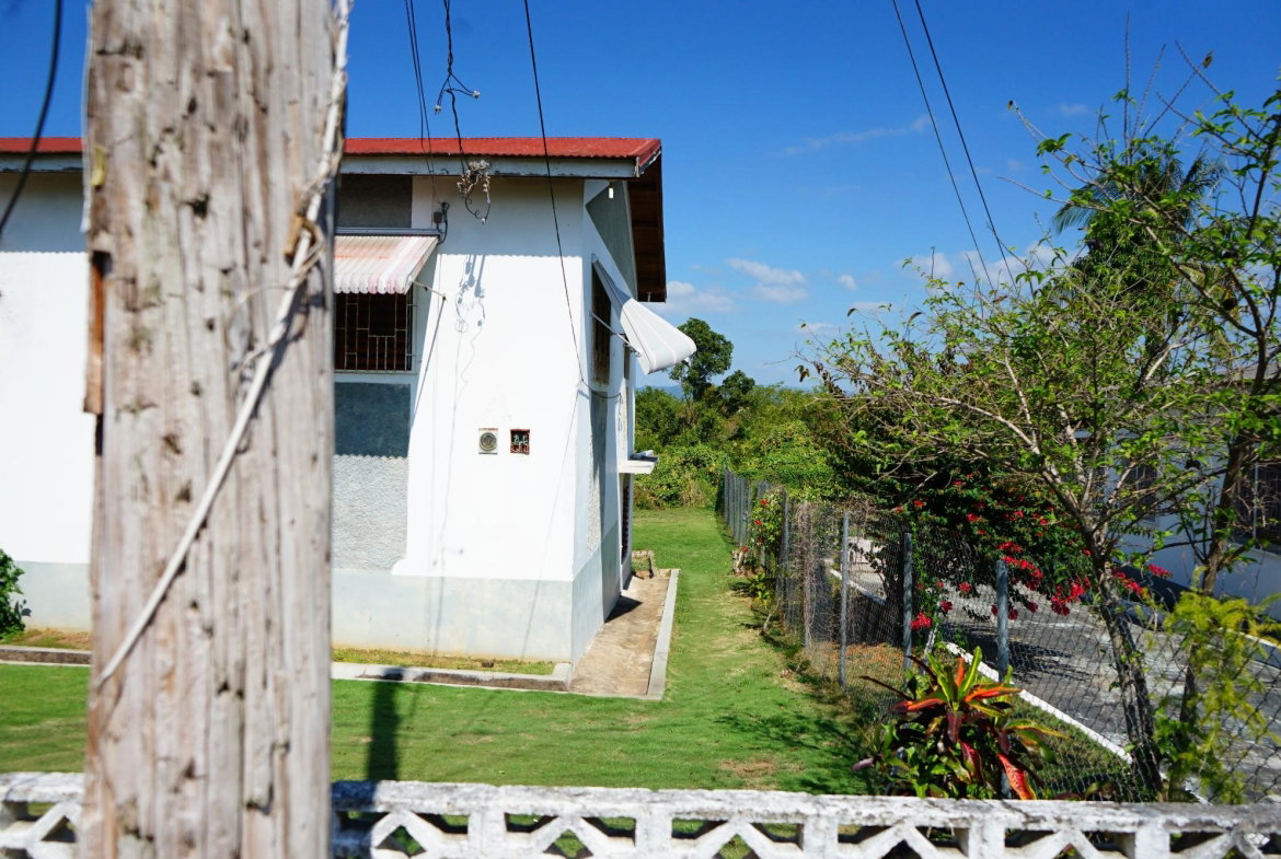 Twentieth image of Beadle Boulevard in Santa Cruz, St. Elizabeth, Jamaica - property is For Sale