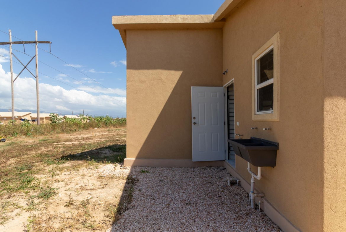 Fifteenth image of 613 Phoenix Park Village 2 in Phoenix Park, St. Catherine, Jamaica - property is For Rent