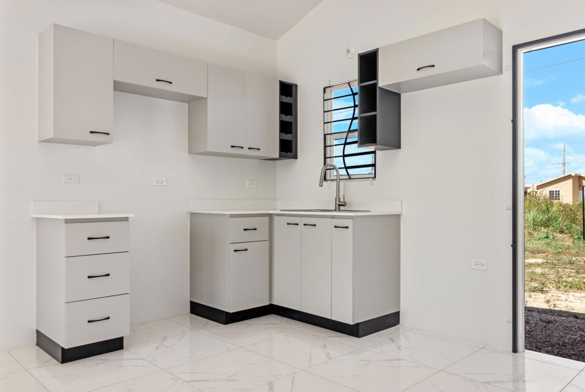 Fifth image of 613 Phoenix Park Village 2 in Phoenix Park, St. Catherine, Jamaica - property is For Rent
