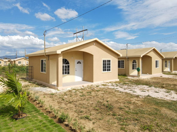 First image of 613 Phoenix Park Village 2 in Phoenix Park, St. Catherine, Jamaica - property is For Rent