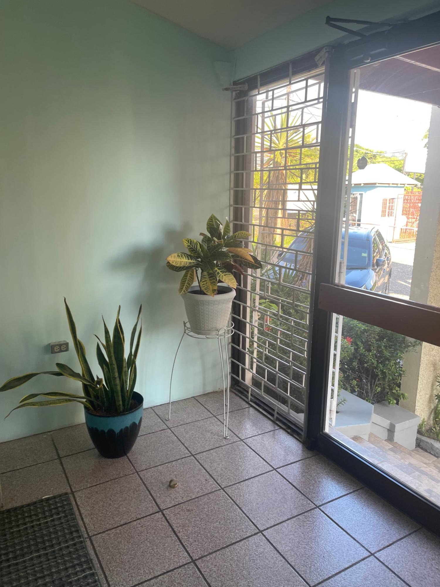 Fifth image of 7 Oxford Park Avenue in NEW KINGSTON, St. Andrew, Jamaica - property is For Rent