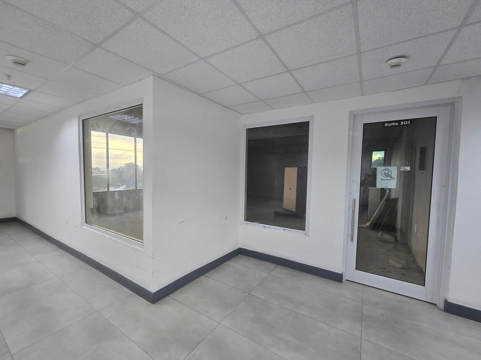 Fifth image of 301-218 Mountain View Avenue in Kingston 6, St. Andrew, Jamaica - property is For Sale