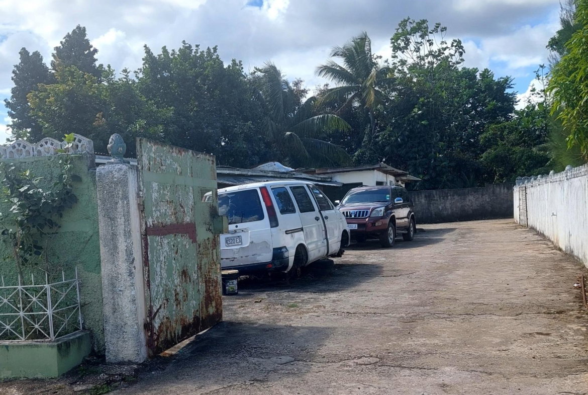Fourth image of Bog Walk / August Town ro in Bog Walk, St. Catherine, Jamaica - property is For Sale