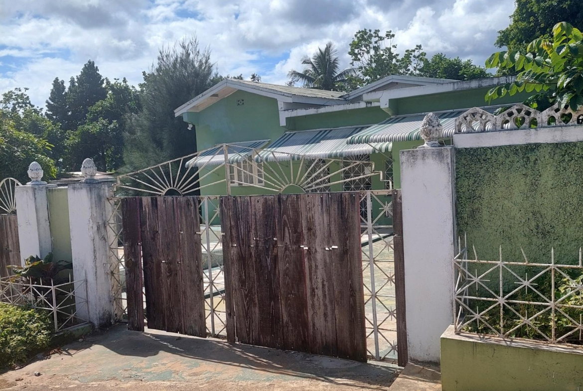 Fifth image of Bog Walk / August Town ro in Bog Walk, St. Catherine, Jamaica - property is For Sale