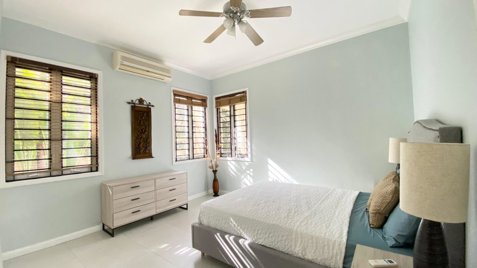 Seventh image of 6-21 Paddington Terrace in Kingston 6, St. Andrew, Jamaica - property is For Rent