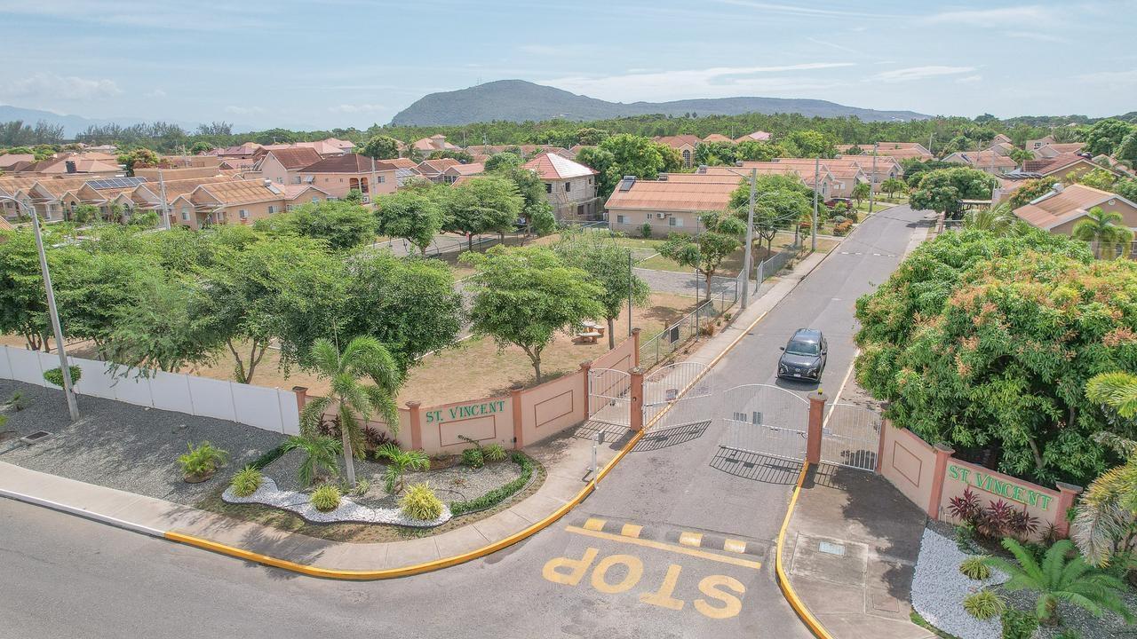 First image of Flat#2-d67 Cairbbean Estate, in Caribbean Estates, St. Catherine, Jamaica - property is For Rent