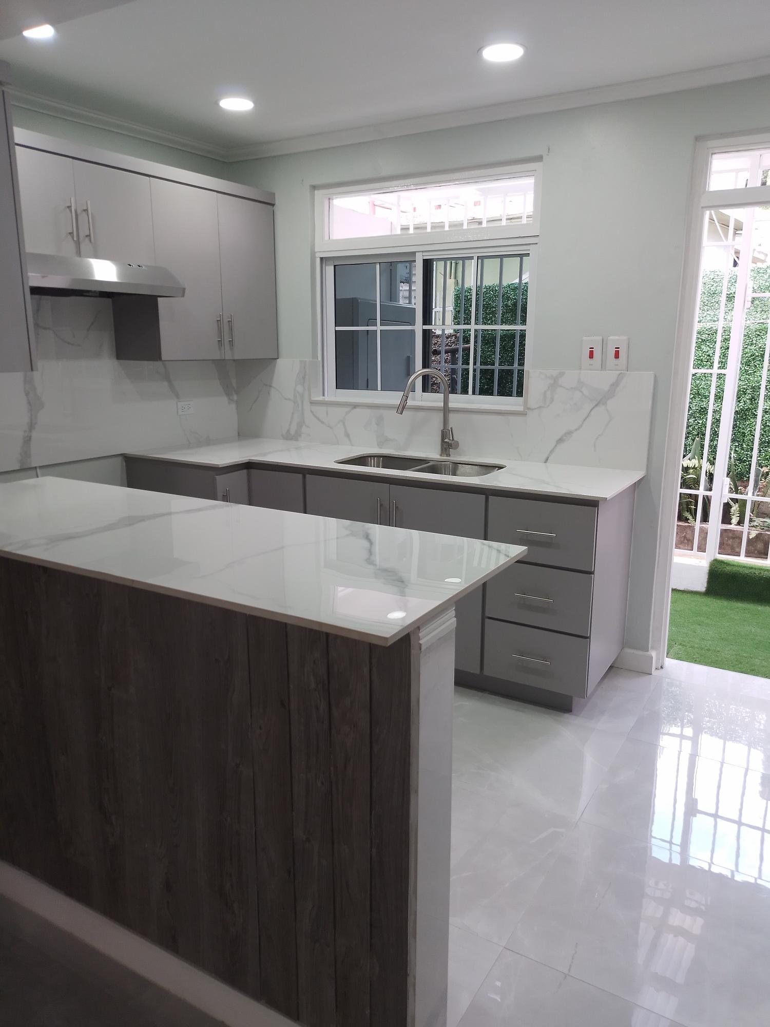 Seventh image of 9- Hillview Place in Kingston 8, St. Andrew, Jamaica - property is For Rent