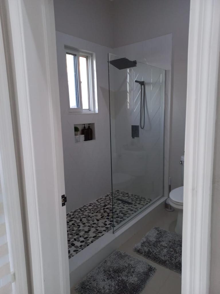 Sixteenth image of 10-35 Rochester Avenue, Kingsto in Kingston 8, St. Andrew, Jamaica - property is For Rent