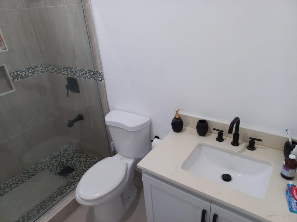 Seventeenth image of 10-35 Rochester Avenue, Kingsto in Kingston 8, St. Andrew, Jamaica - property is For Rent
