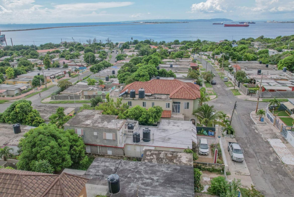 Fourteenth image of 84 Harbour Drive in Kingston 17, St. Andrew, Jamaica - property is For Sale