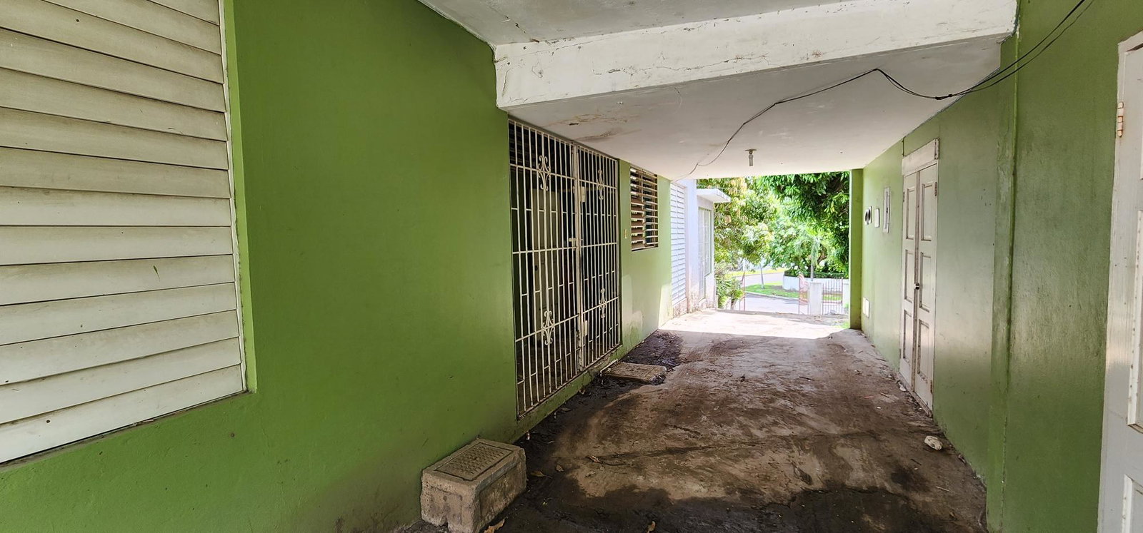 Twelfth image of 51 Keeble Crescent in Kingston 6, St. Andrew, Jamaica - property is For Sale