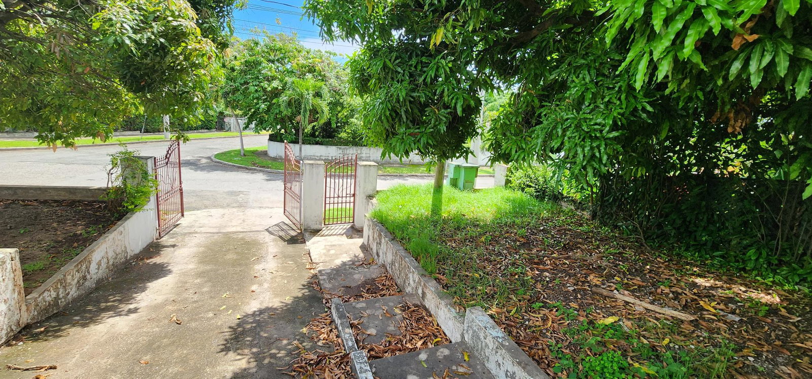 Sixteenth image of 51 Keeble Crescent in Kingston 6, St. Andrew, Jamaica - property is For Sale