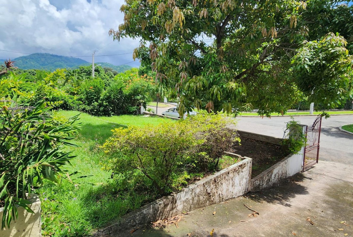 Seventeenth image of 51 Keeble Crescent in Kingston 6, St. Andrew, Jamaica - property is For Sale
