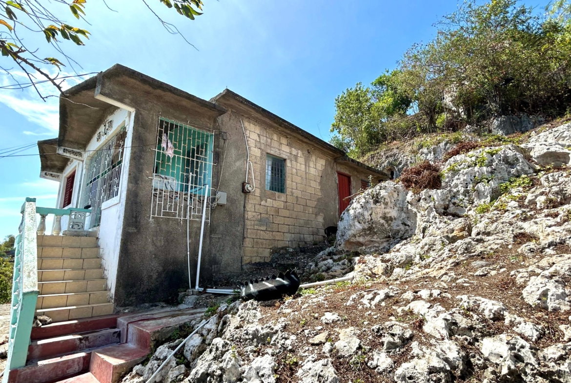 Seventeenth image of Gravel Heights in Tredegar Park, St. Catherine, Jamaica - property is For Sale