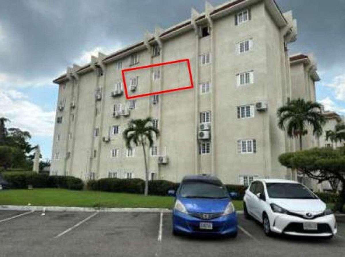 Investment-Opportunity-2-Bedroom-Foreclosure-in-Oaklands-Kingston Sixth image of Oaklands in Kingston 8, St. Andrew, Jamaica - property is For Sale