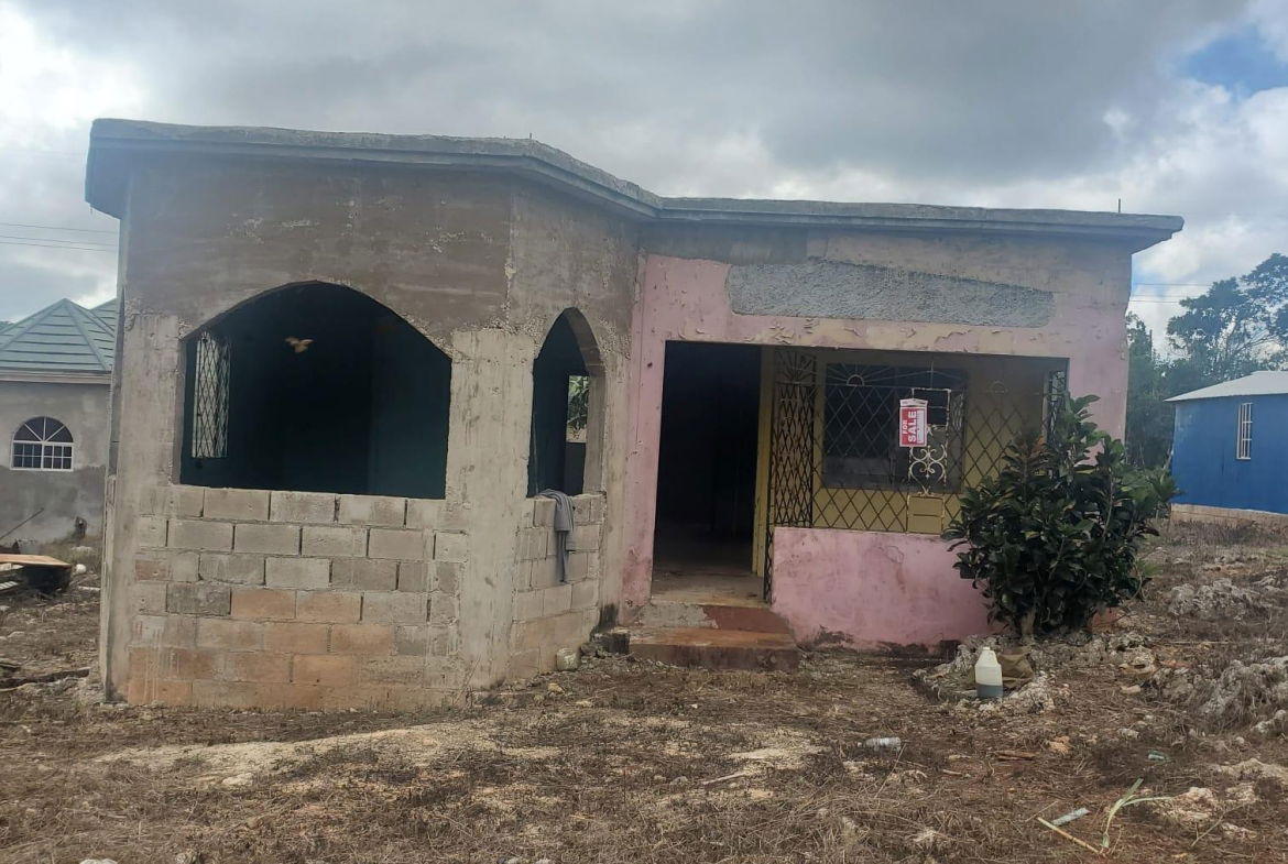 Twenty-Second image of Church Street in Knockpatrick, Manchester, Jamaica - property is For Sale