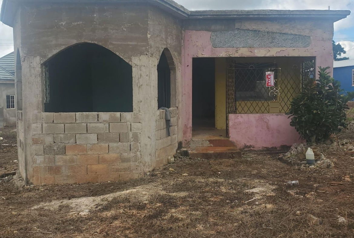 Twenty-Third image of Church Street in Knockpatrick, Manchester, Jamaica - property is For Sale