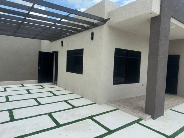 Third image of 4 Longwood, Santa Cruz in Santa Cruz, St. Elizabeth, Jamaica - property is For Sale