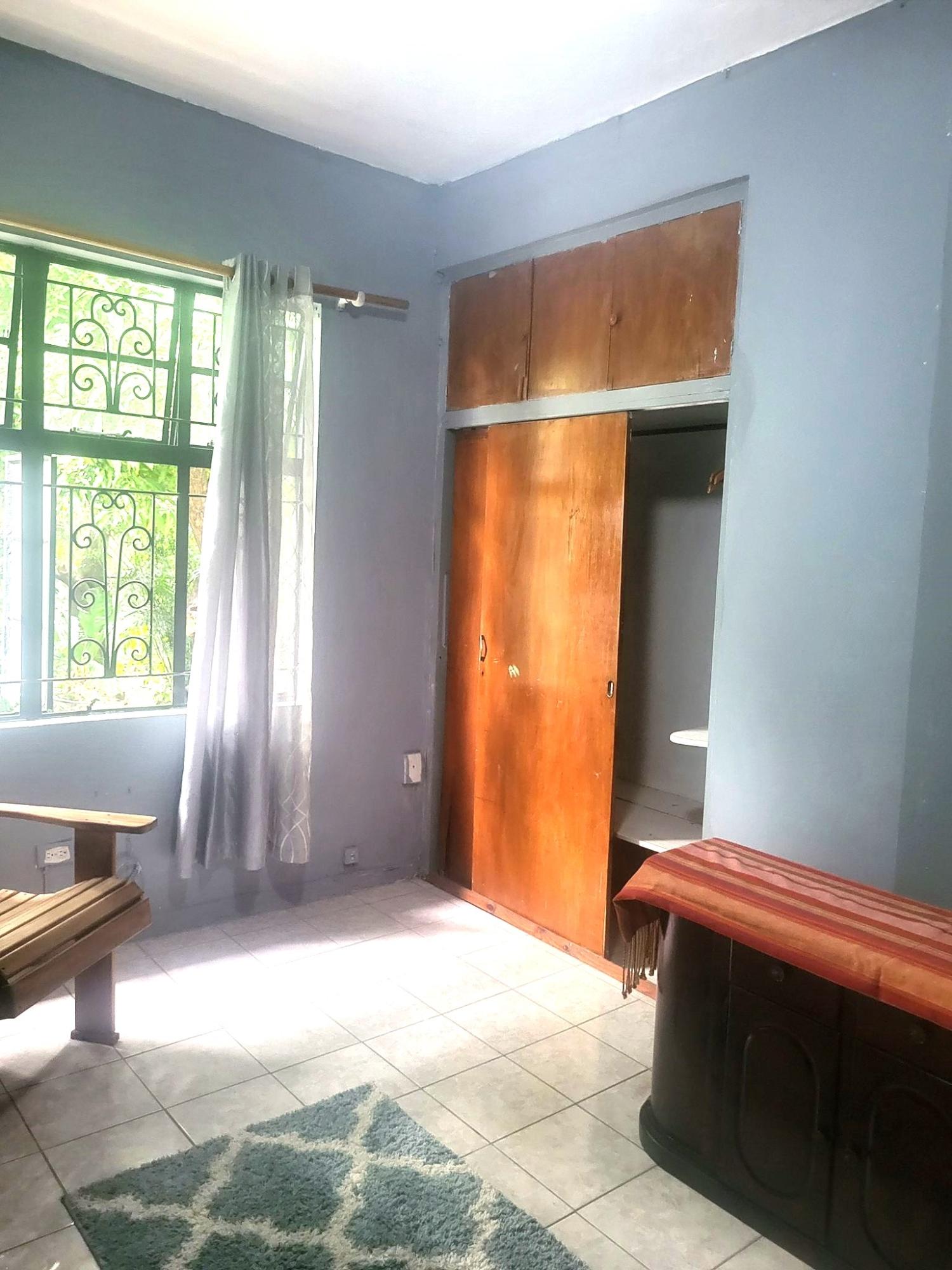 Seventh image of 3 Trenton Ave in Kingston 8, St. Andrew, Jamaica - property is For Rent