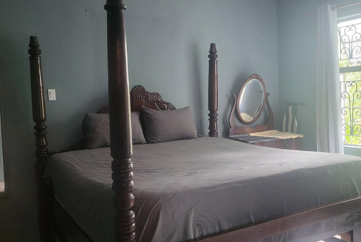 Tenth image of 3 Trenton Ave in Kingston 8, St. Andrew, Jamaica - property is For Rent