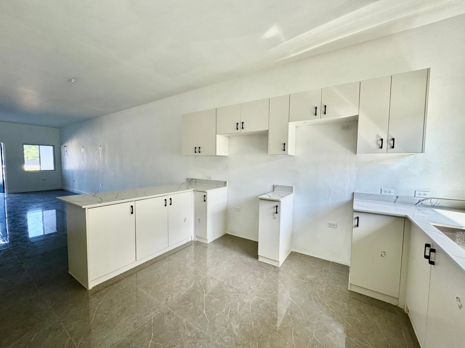 Eighth image of 6- Belaire Wiltshire in Wiltshire, St. James, Jamaica - property is For Sale