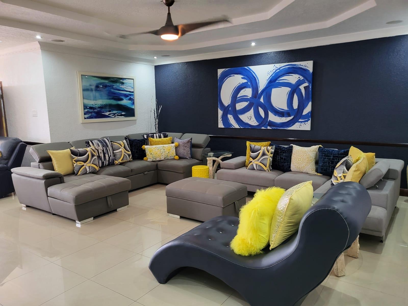 Luxurious-3-Bedroom-Penthouse-for-Rent-in-Jumeirah-Kingston-8 Second image of 6-10-12 Dilsbury Avenue in Kingston 8, St. Andrew, Jamaica - property is For Rent