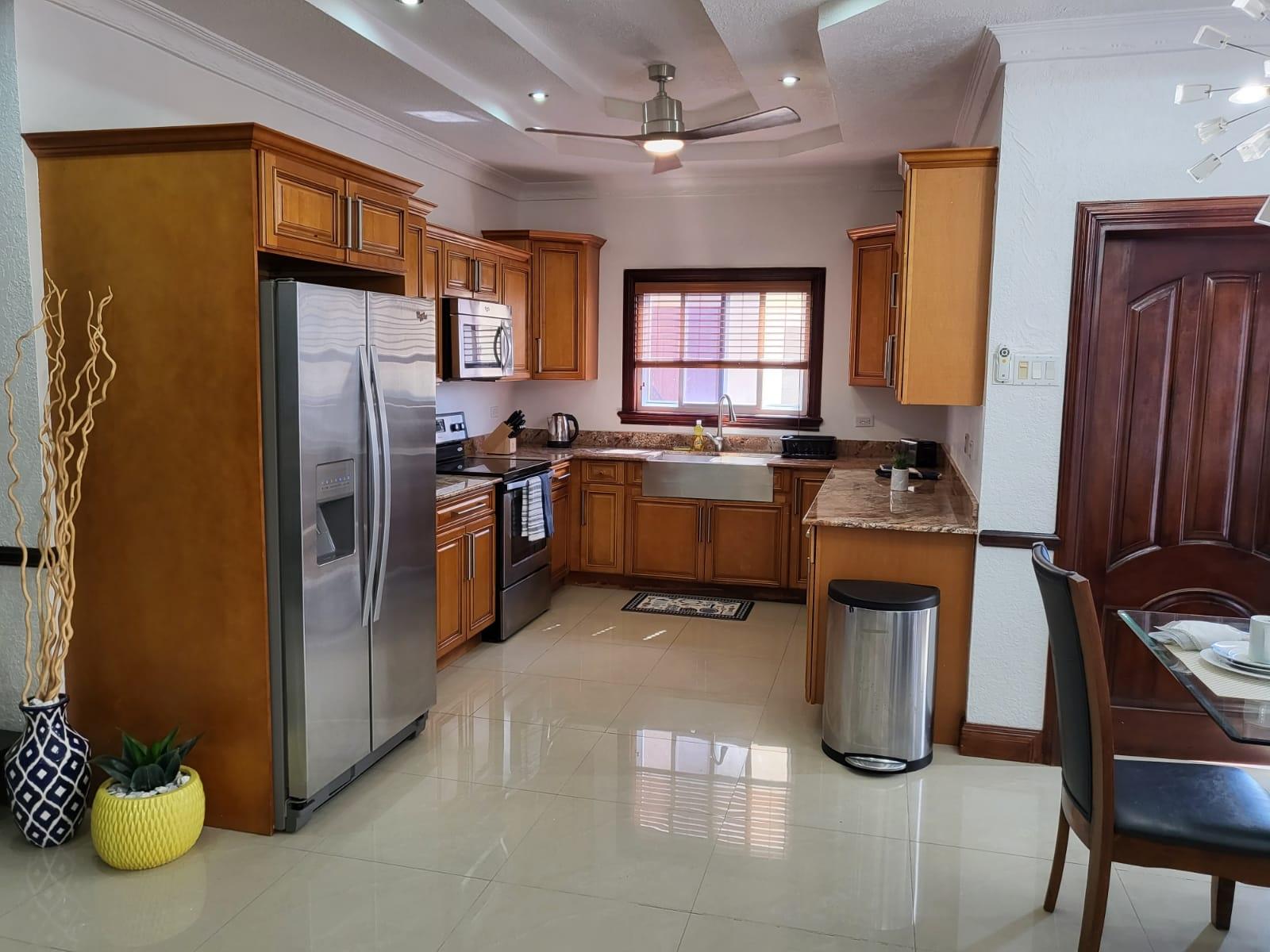 Luxurious-3-Bedroom-Penthouse-for-Rent-in-Jumeirah-Kingston-8 Ninth image of 6-10-12 Dilsbury Avenue in Kingston 8, St. Andrew, Jamaica - property is For Rent