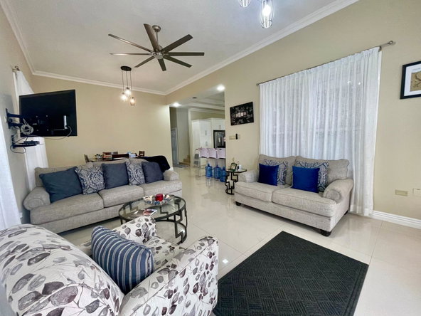 Eleventh image of 8 Topaz Creacent in Kingston 19, St. Andrew, Jamaica - property is For Sale