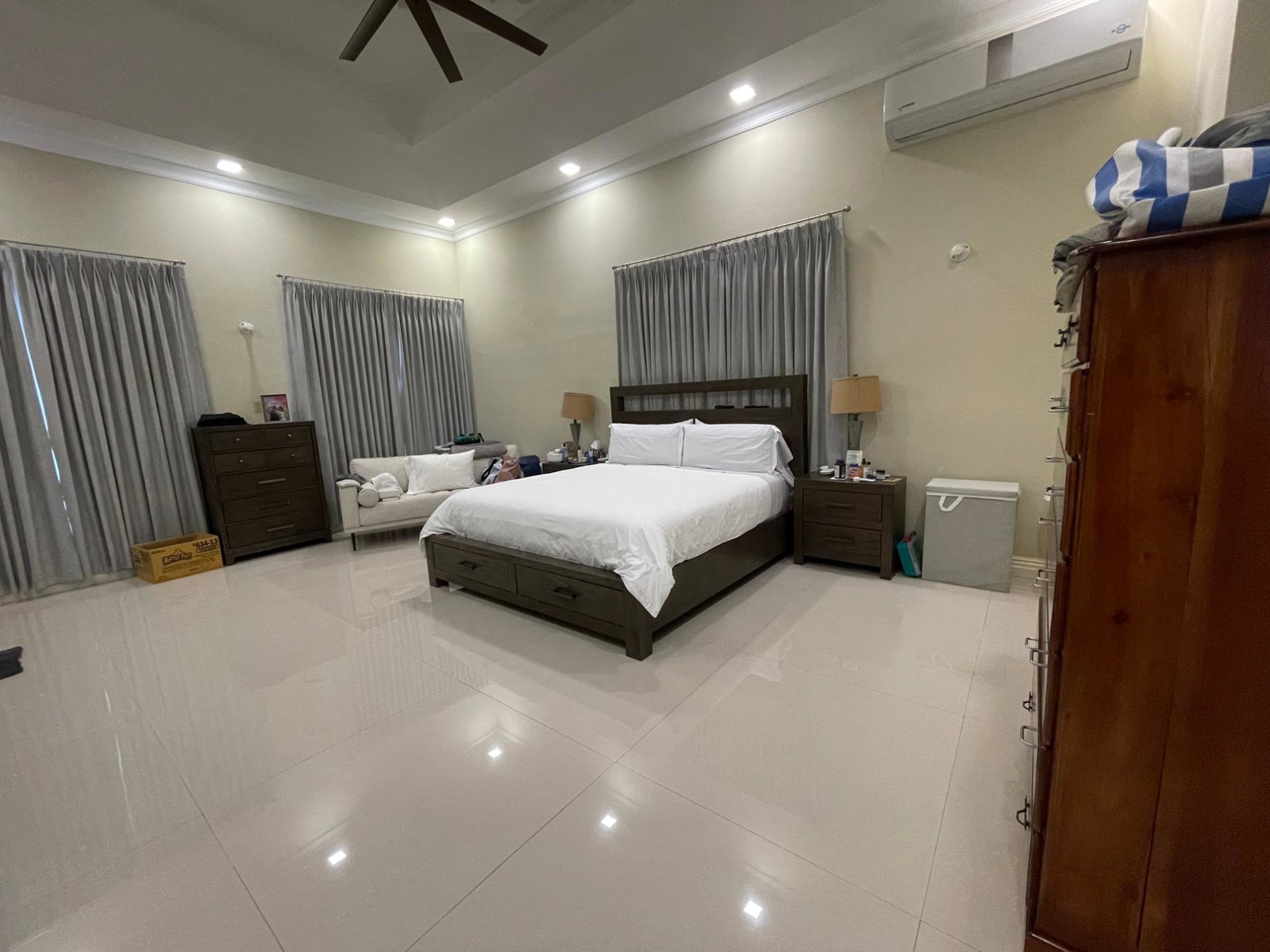 Luxurious-4-Bedroom-Townhouse-for-Sale-in-Red-Hills-St.-Andrew Twenty-Sixth image of 8 Topaz Creacent in Kingston 19, St. Andrew, Jamaica - property is For Sale