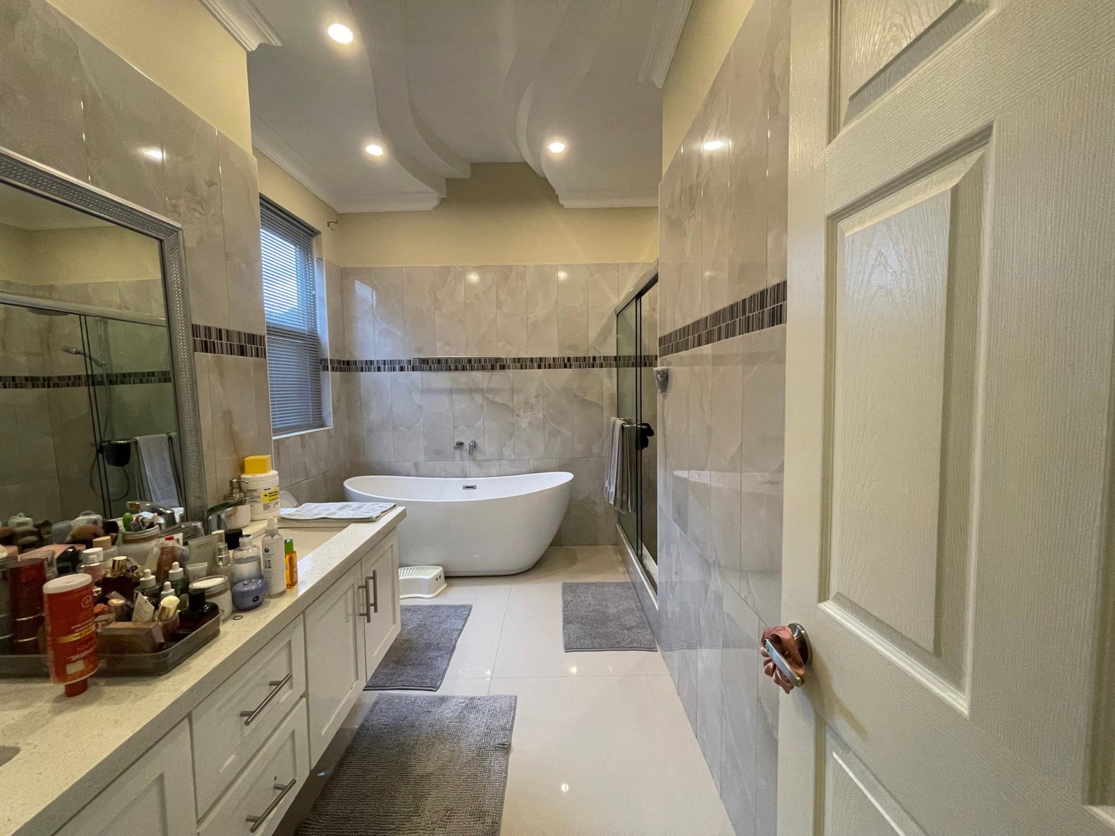 Luxurious-4-Bedroom-Townhouse-for-Sale-in-Red-Hills-St.-Andrew Twenty-Ninth image of 8 Topaz Creacent in Kingston 19, St. Andrew, Jamaica - property is For Sale
