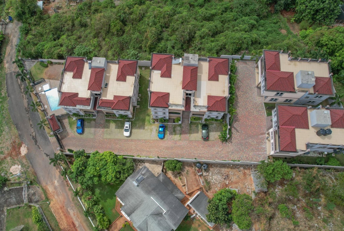 Seventh image of 8 Topaz Creacent in Kingston 19, St. Andrew, Jamaica - property is For Sale