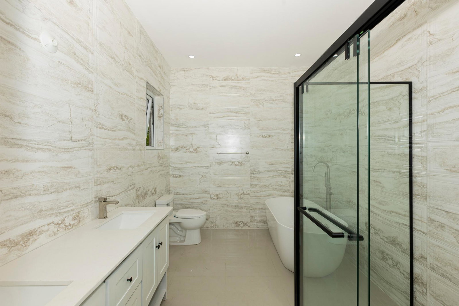 Thirteenth image of 17 Kings Drive in Kingston 6, St. Andrew, Jamaica - property is For Sale