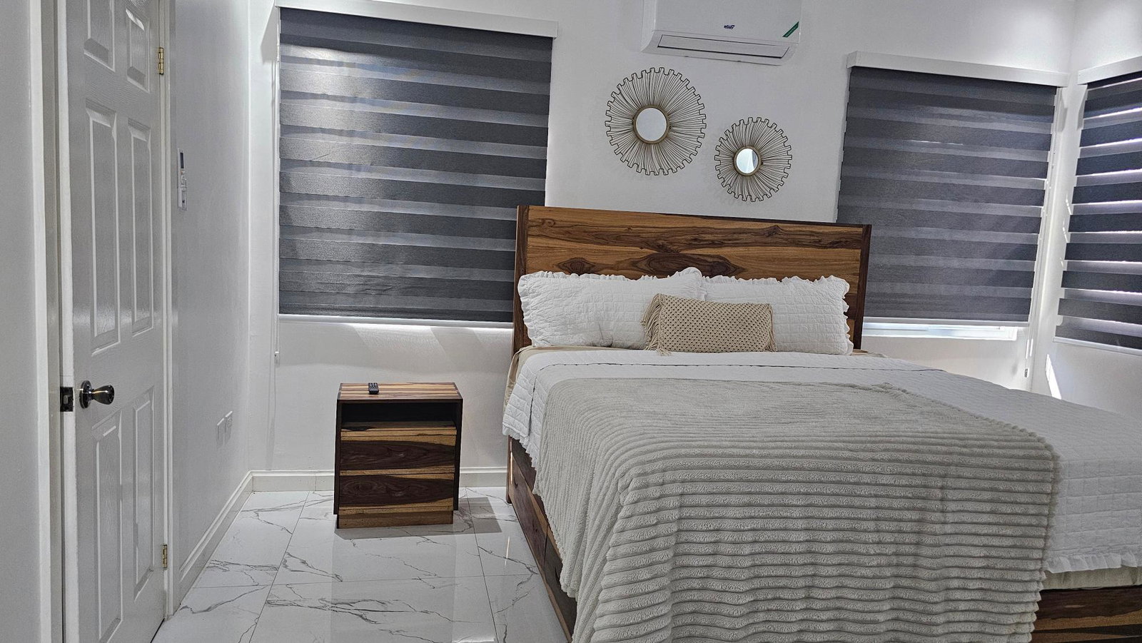 Luxury-2-Bedroom-Apartment-for-Rent-in-Kingston-6-Blue-Mahoe Sixteenth image of 7 Halifax Avenue, Kingston in Kingston 6, St. Andrew, Jamaica - property is For Rent