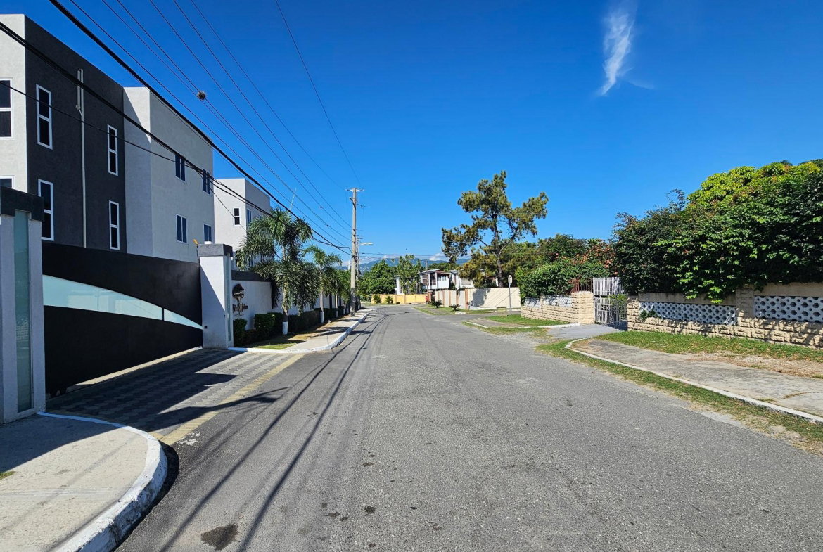 Third image of 7 Halifax Avenue, Kingston in Kingston 6, St. Andrew, Jamaica - property is For Rent